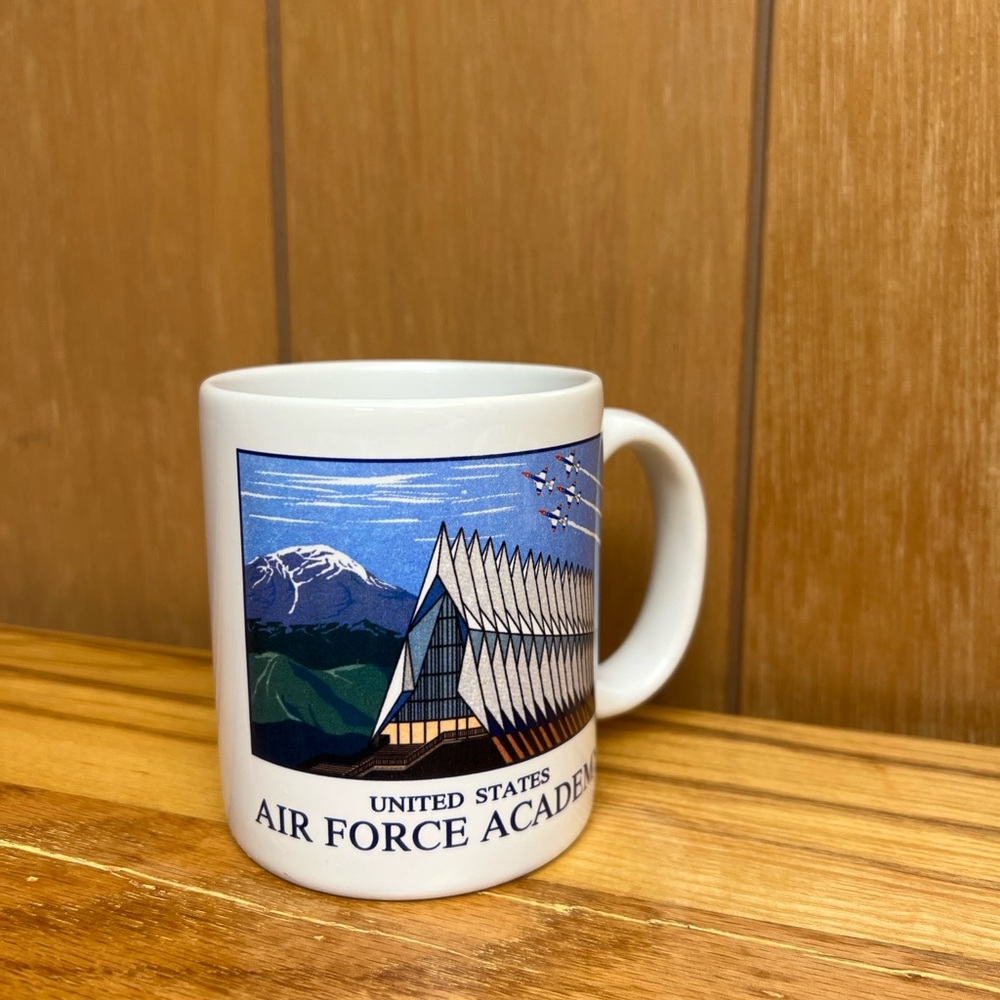 Vintage USAF Academy Cadet Chapel Coffee Mug‎ Colorado Springs Air Force Ceramic - Picture 3 of 10